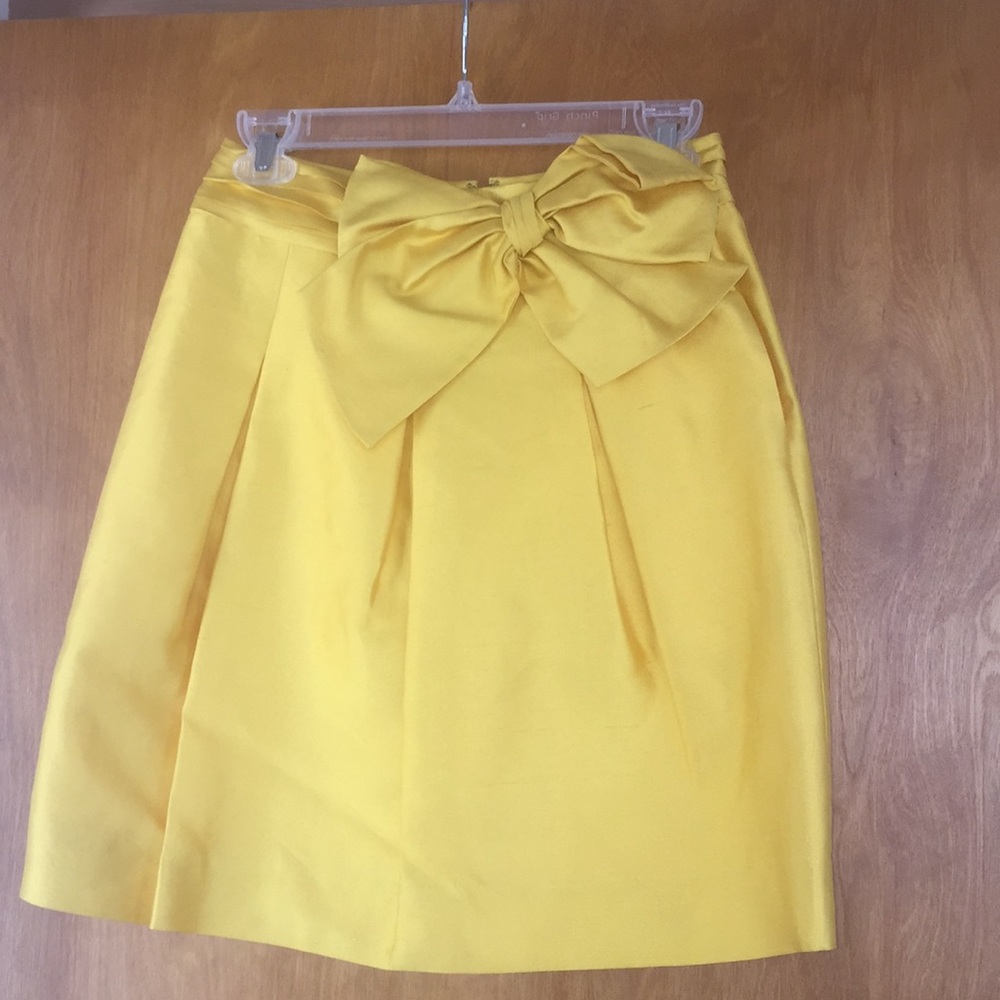 GIFTED 🌟Host Pick 🎉KATE SPADE NY SKIRT - Picture 1 of 8